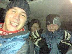 Auto-aus-der-Schnee-Schupser-Team 1